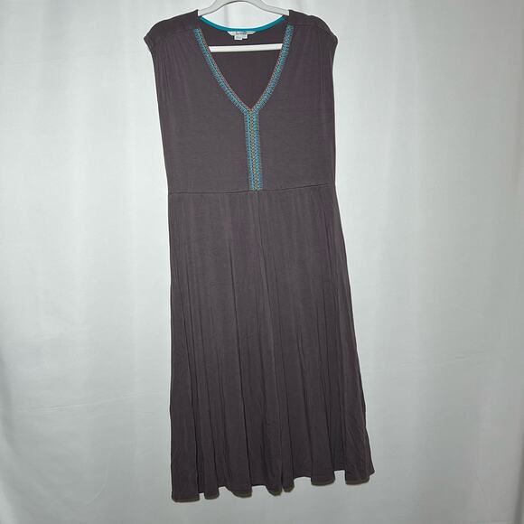 Boden Sleeveless Embroidered V Neck it And Flare Midi Dress Beige Womens Size 4L - Picture 1 of 7